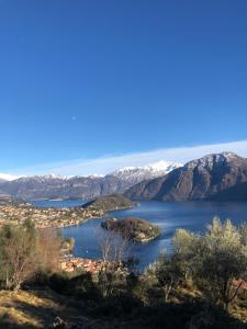 Lizas Suites - Rooms with a View