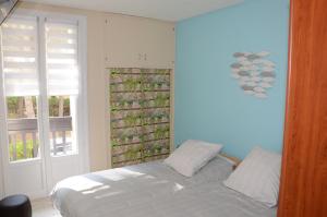 T2 au calme avec clim 100 m plage, classé 2 étoiles