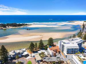 The Entrance Waterfront Apartment 621