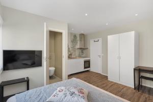 Central Studio Apartment Apt 103