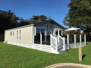 6 berth luxury lodge in Christchurch Dorset - 莫德福德