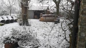 Casa Leone near Bruges with jacuzzi & parking