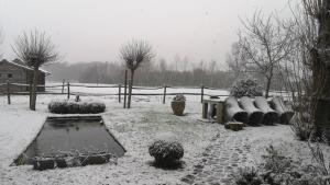 Casa Leone near Bruges with jacuzzi & parking