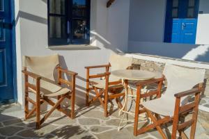 Coral Apartments Folegandros Greece