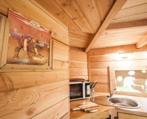 Maisons d'hotes Gaia - Les Cabanes du Chene Rouvre : photos des chambres