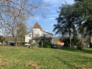 Villas Maison de Campagne Les Peyries : photos des chambres