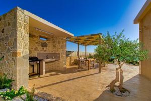 2 steps Falasarna beach-Liakos- Homeleader