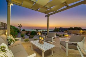 2 steps Falasarna beach-Liakos- Homeleader