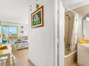 426 wonderful studio in las americas! wi fi free!