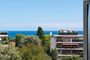 Coup de coeur! Vue mer! Terrasse dangle!