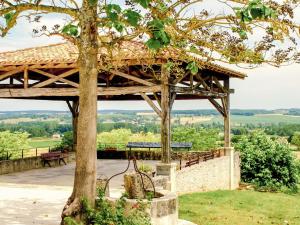 Maisons de vacances Charming house with private spa and terrace near Duras : photos des chambres