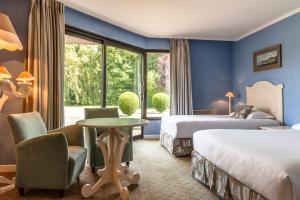 Hotels Hotel Chateau Tilques : photos des chambres