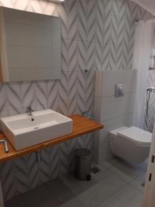 Athina Apartments