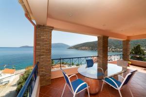 Natassa Apartments Penthouse sea view 30m from sea