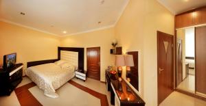 Гранд Алексік