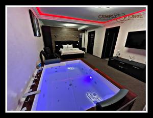 Campus Caffe Mansion