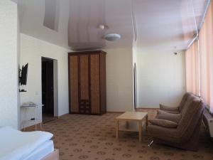 Junior Suite room in Orion Inn