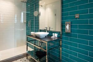 Hotels Les Matins de Paris & Spa : photos des chambres