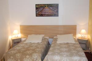 Hotels AUBERGE du BORD des EAUX - Demi-pension assuree sur reservation : photos des chambres