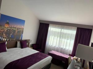 Hotels Mercure Toulouse Aeroport Golf de Seilh : Chambre Lits Jumeaux Standard avec Canapé