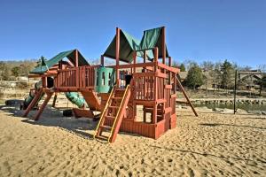 Holiday Home room in Luxurious StoneBridge Lodge with Resort Amenities!