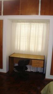 Departamento sobre principal calle PEATONAL plena zona Finaciera y Comercial