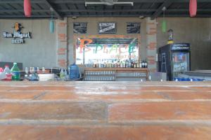 RedDoorz Plus @ Taft North Mandurriao