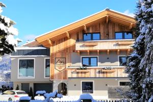 Annika Apartments summer card included