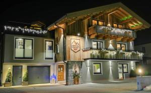 Annika Apartments summer card included