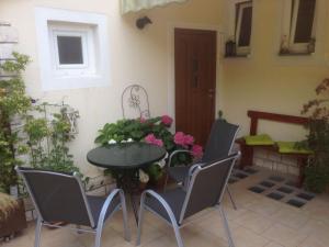 Apartments and Rooms Knez 