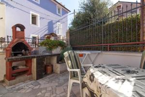 Apartment House Cukon - 3hvězdičkové hotely ve městě Pomer