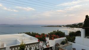 Galazio Kyma Tinos Greece