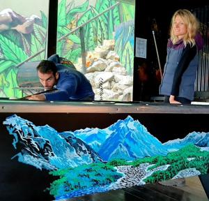 Moving Hostel Travel Bar