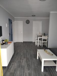 Aguazul 112, 118, 202, 216