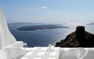 Tholos Resort Santorini Greece