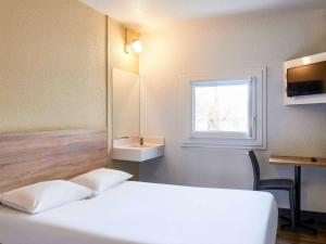 Hotels hotelF1 Saint Etienne : photos des chambres