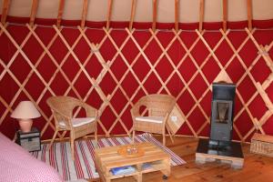 Tentes de luxe Yourtes en Terrasse : photos des chambres