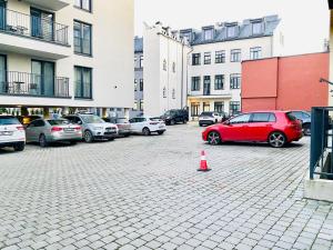 Modern 1BD Apartment in Old Town by Hostlovers