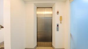 RedDoorz Plus @ San Marcelino Malate