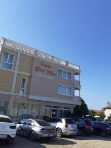 Perla Del Mar Aparthotel