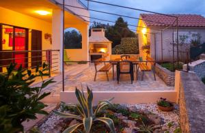 Apartment Bo&Dy with Private Pool