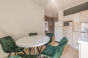 Apartments Ivana-Mira