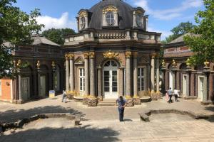 Ferienwohnung "Kastanie" mitten im Herzen von Bayreuth,Zentrum nur 1 Min