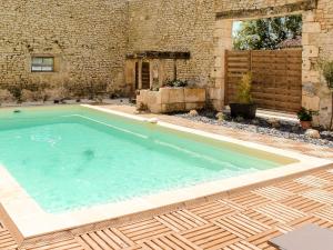 Maisons de vacances Charming holiday home in Aquitaine with Swimming Pool : photos des chambres