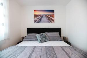 Kailani Luxury Central 3 Bedroom, 3 Bathroom Apartment With a Sunny Balcony