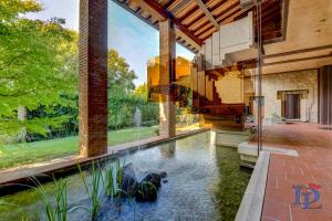 SWAROVSKI Family apartment with pool DesenzanoLoft Official Partner Homes & Villas by Marriott Bonvoy