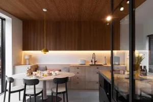 The Pine House B&B - Wijnegem