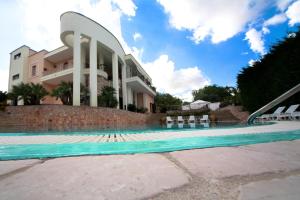 Villa Albertina con Piscina