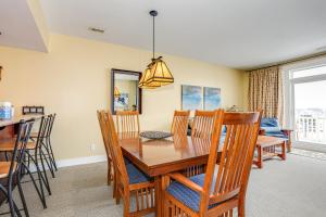 2 Bedroom Rivergrass with a View