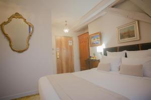 Hotels Hotel Spa - Au Charme Rabelaisien : photos des chambres